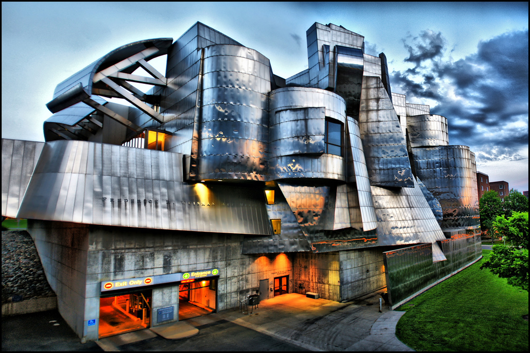 frank gehry building